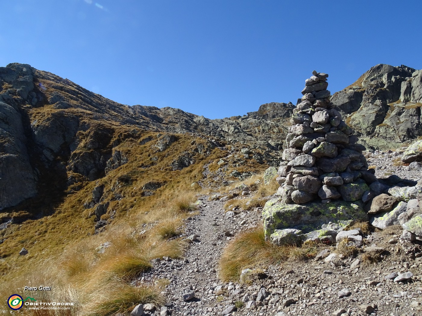 31 In decisa salita alla Cima Piazzotti (di Valpianella).JPG